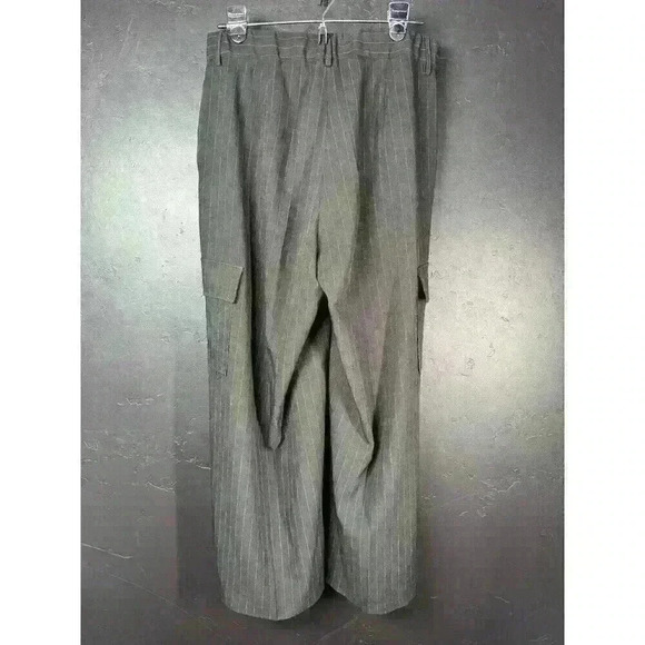 Adrianna Papell Women’s Pinstripe Wide-Leg Utility Pant with Cargo pockets - 8 - Picture 5 of 7